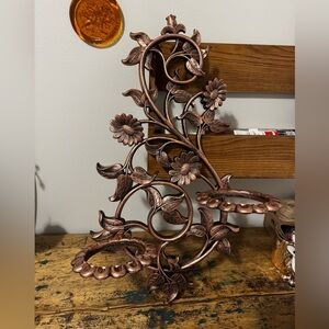 Floral Coppercraft Guild Wall Holder